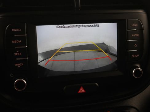 Used 2020 Kia Soul S FWD image 26