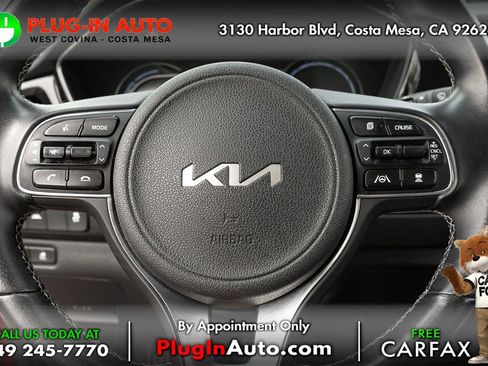 Used 2022 Kia Niro EX image 17