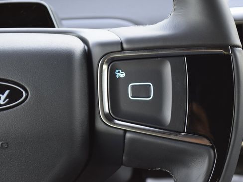 New 2025 Ford Expedition Platinum w/ Stealth Performance Package image 10