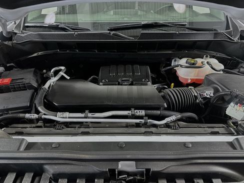 Used 2024 Chevrolet Silverado 1500 Custom AWD/4WD image 27