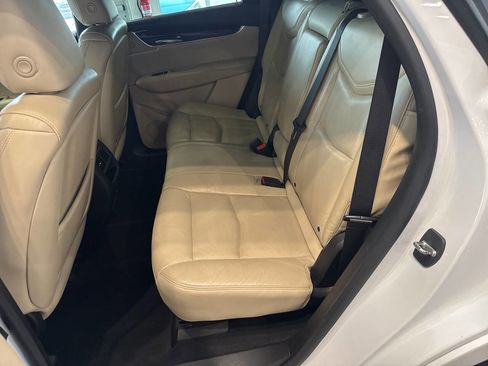 Used 2017 Cadillac XT5 Luxury AWD/4WD image 29