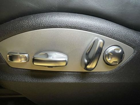 Certified 2026 Porsche Macan Turbo AWD/4WD image 16