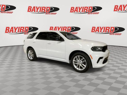 Used 2023 Dodge Durango GT image 2