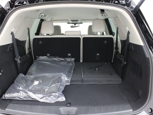 New 2026 Nissan Pathfinder SL FWD image 27