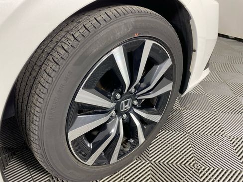 Used 2023 Honda Civic EX image 11