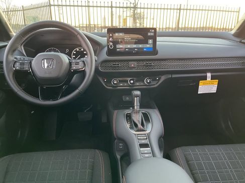 Used 2026 Honda HR-V Sport image 16