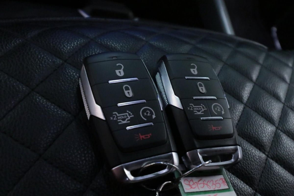 Used 2025 RAM 2500 Laramie w/ Night Edition AWD/4WD image 12