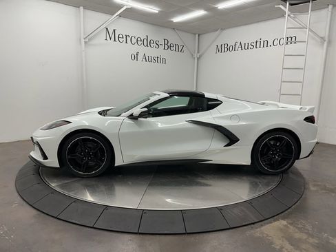 Used 2022 Chevrolet Corvette Stingray Premium Cpe w/ Z51 Performance Package image 4