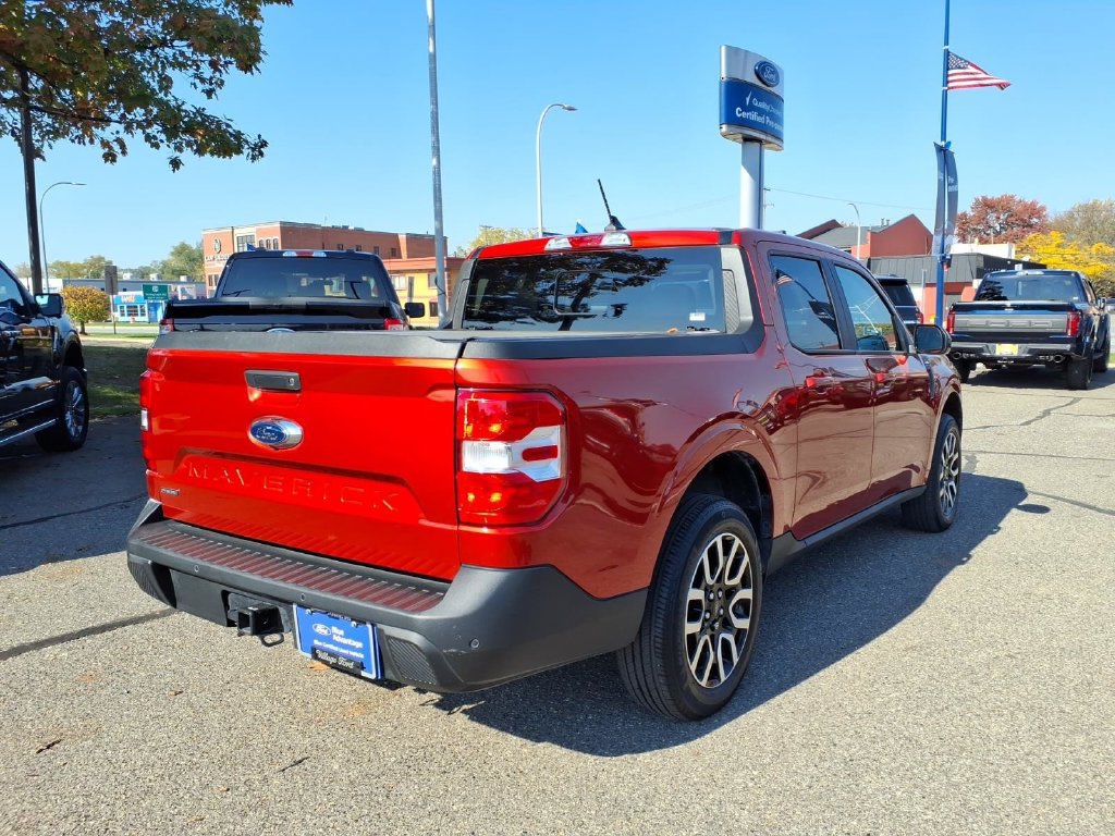 Certified 2024 Ford Maverick Lariat FWD image 6