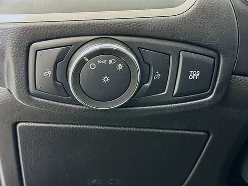 Used 2021 Ford Edge SE FWD image 13