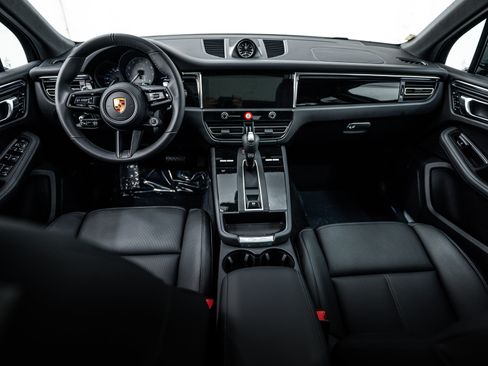 New 2026 Porsche Macan S image 12
