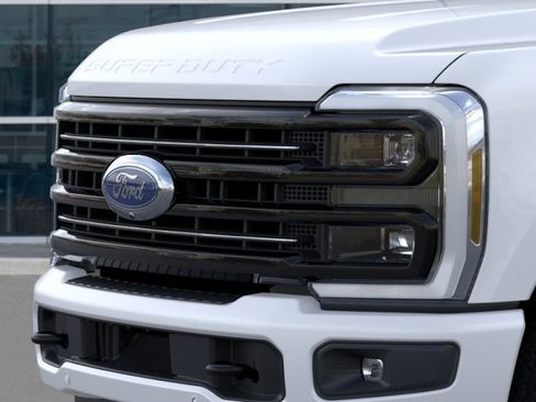 New 2026 Ford F250 Platinum w/ FX4 Off-Road Package AWD/4WD image 19
