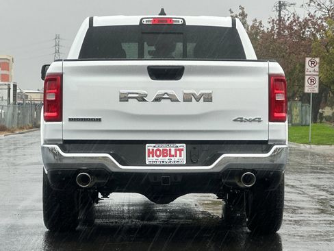 New 2026 RAM 1500 4x4 Crew Cab image 4