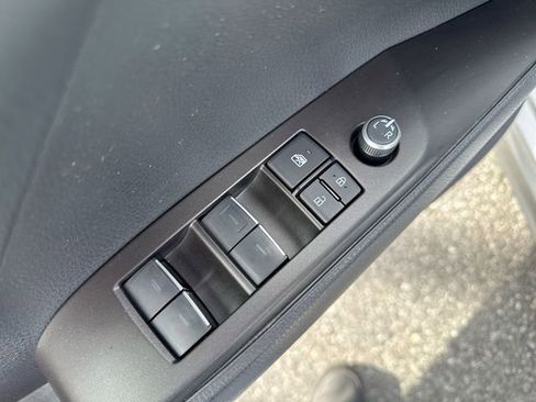 Used 2022 Toyota Camry XSE image 13