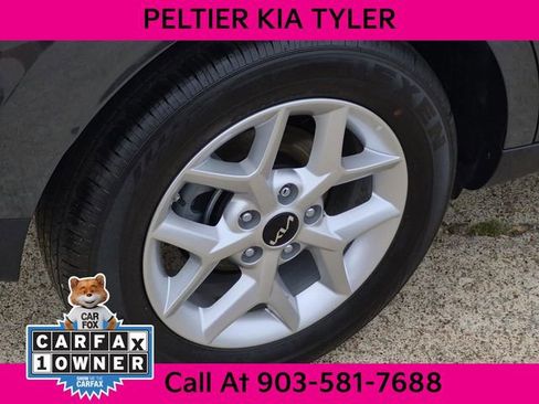 Certified 2025 Kia Soul LX FWD image 8