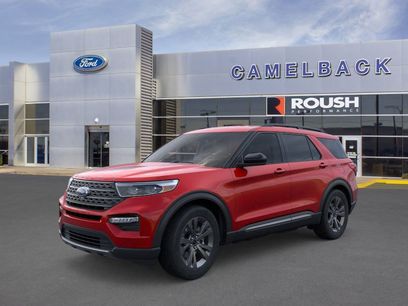New 2024 Ford Explorer XLT w/ Equipment Group 202A