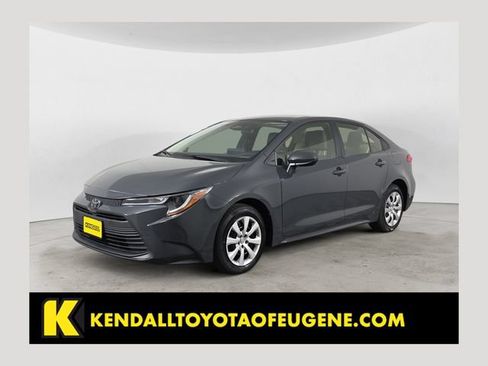 Certified 2025 Toyota Corolla LE FWD image 1