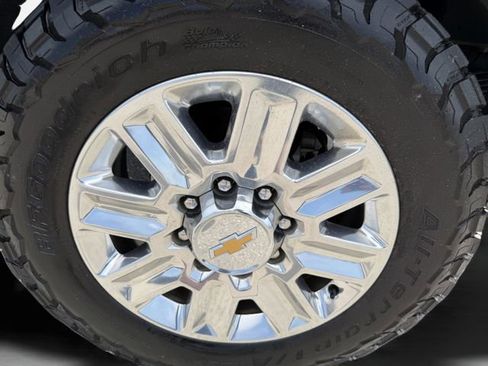 Used 2024 Chevrolet Silverado 2500 High Country w/ High Country Premium Package AWD/4WD image 34