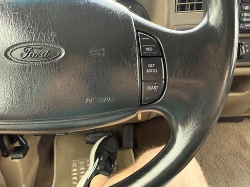 Used 2001 Ford F250 4x4 SuperCab Super Duty image 27