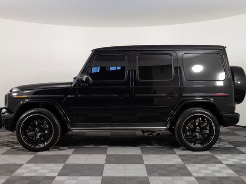 Used 2025 Mercedes-Benz G 63 AMG 4MATIC image 3