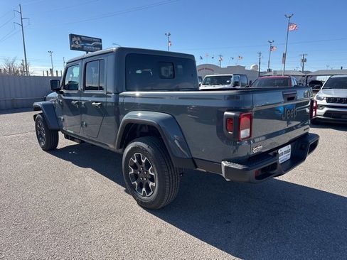 New 2026 Jeep Gladiator Sport image 4