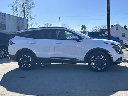 Used 2024 Kia Sportage SX image 5