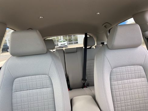 Used 2024 Honda HR-V LX image 19