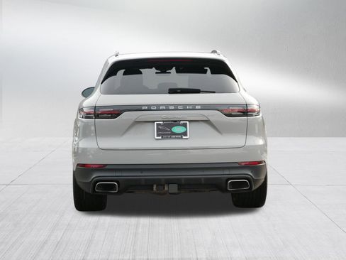 Used 2021 Porsche Cayenne image 6