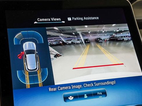 Used 2025 Mercedes-Benz GLC 300 image 27