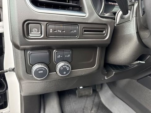 Used 2021 Chevrolet Tahoe LT RWD image 40