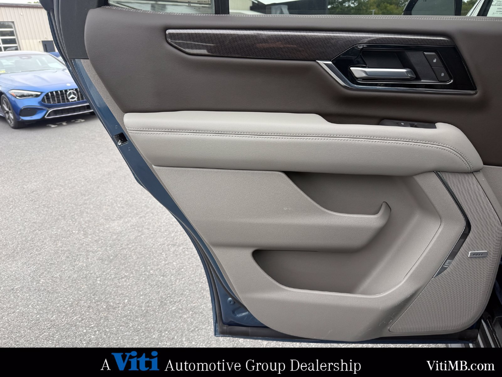 Used 2026 GMC Yukon Elevation AWD/4WD image 19