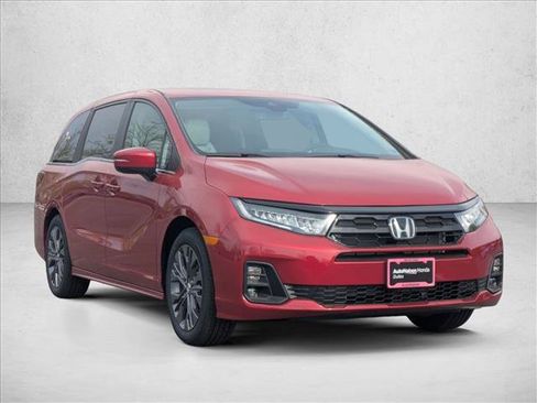 New 2026 Honda Odyssey Touring image 7