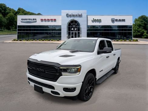 Used 2023 RAM 1500 Laramie AWD/4WD image 2