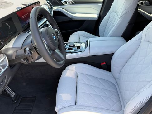 New 2026 BMW X5 xDrive40i w/ M Sport Package AWD/4WD image 12