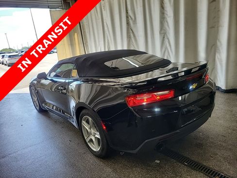 Used 2017 Chevrolet Camaro LT RWD image 4