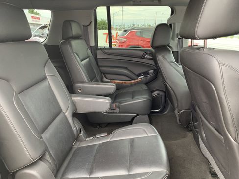 Used 2015 Chevrolet Suburban LTZ image 36