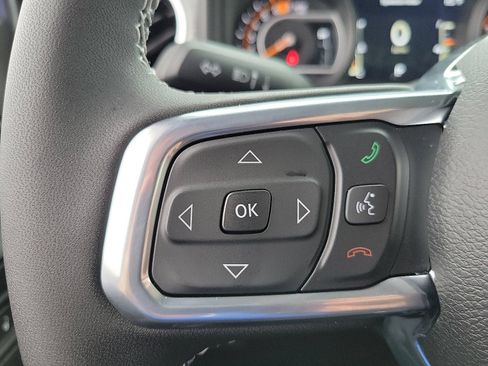 New 2025 Jeep Wrangler Unlimited Sahara AWD/4WD image 5
