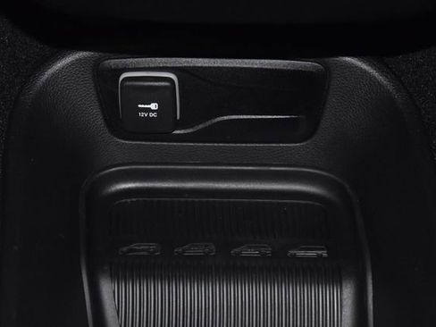 New 2026 Chrysler Pacifica Select w/ S Appearance Package image 19