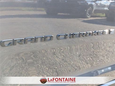 Used 2024 Jeep Grand Cherokee L Altitude image 10