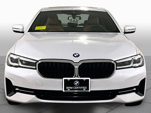 Used 2023 BMW 530i xDrive w/ Premium Package AWD/4WD image 3