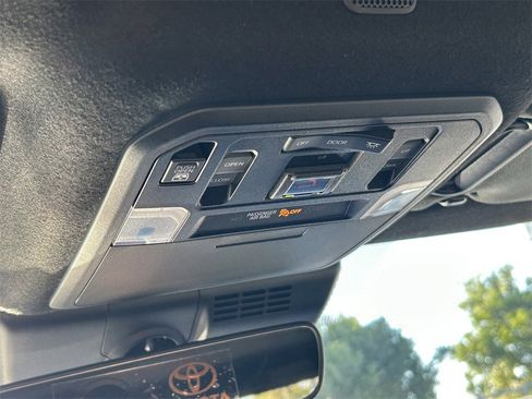 New 2025 Toyota 4Runner Limited image 20