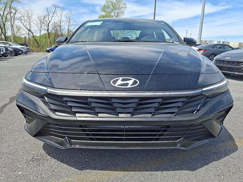 New 2026 Hyundai Elantra Sport FWD image 2