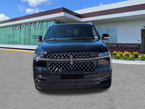 New 2026 Lincoln Navigator L Black Label AWD/4WD image 9
