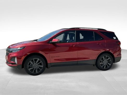 Used 2023 Chevrolet Equinox RS w/ RS Leather Package AWD/4WD image 3