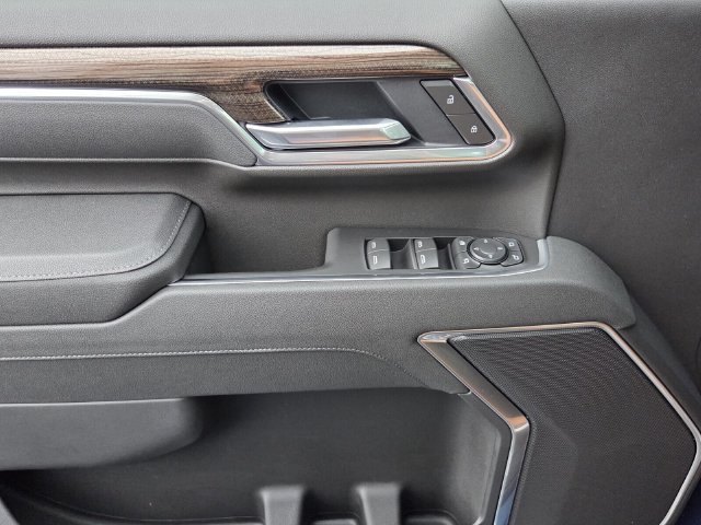 New 2026 Chevrolet Silverado 2500 LT w/ All Star Edition AWD/4WD image 12