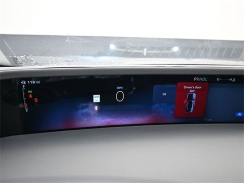 Used 2024 Lincoln Nautilus Reserve w/ Equipment Group 202A image 20