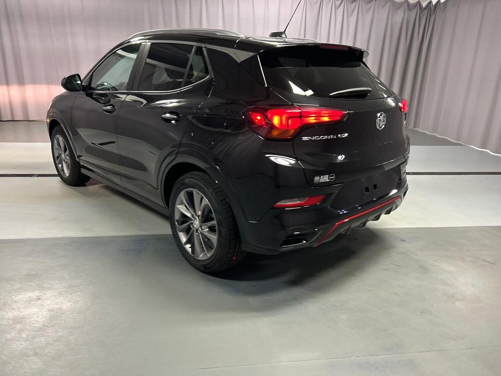 Used 2022 Buick Encore GX Select w/ Sport Touring Package FWD image 5