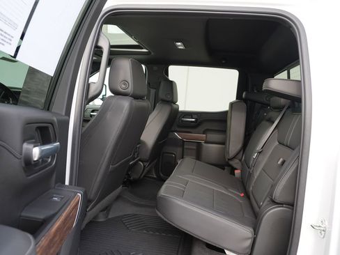 Used 2021 Chevrolet Silverado 1500 High Country w/ Technology Package image 21