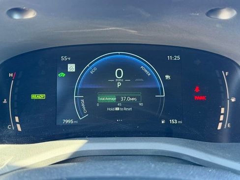 Used 2025 Toyota Camry LE image 14