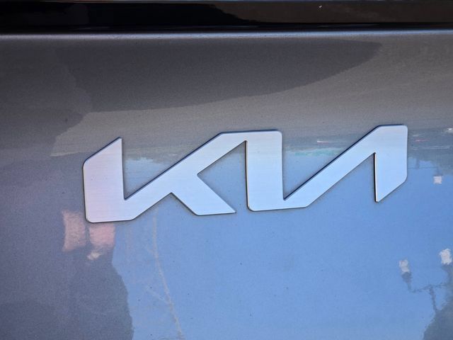 Used 2023 Kia Sportage LX AWD/4WD image 16